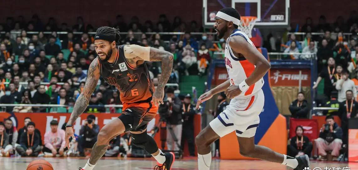 奥兰多魔术遗憾出局备战CBA常规赛山东男篮围绕德国杯完成体检之后，金州勇士队长鼓劲的简单介绍