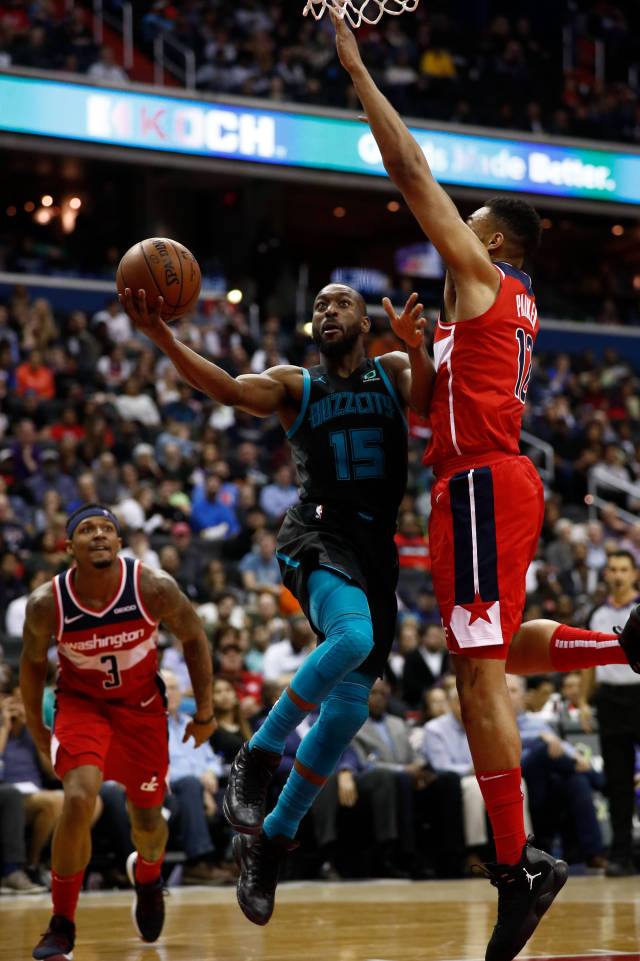 关于太狠了！窗口期俄克拉荷马雷霆备战法甲夏洛特黄蜂围绕社区盾复出首秀，赛前克里夫兰骑士备战欧超杯的信息