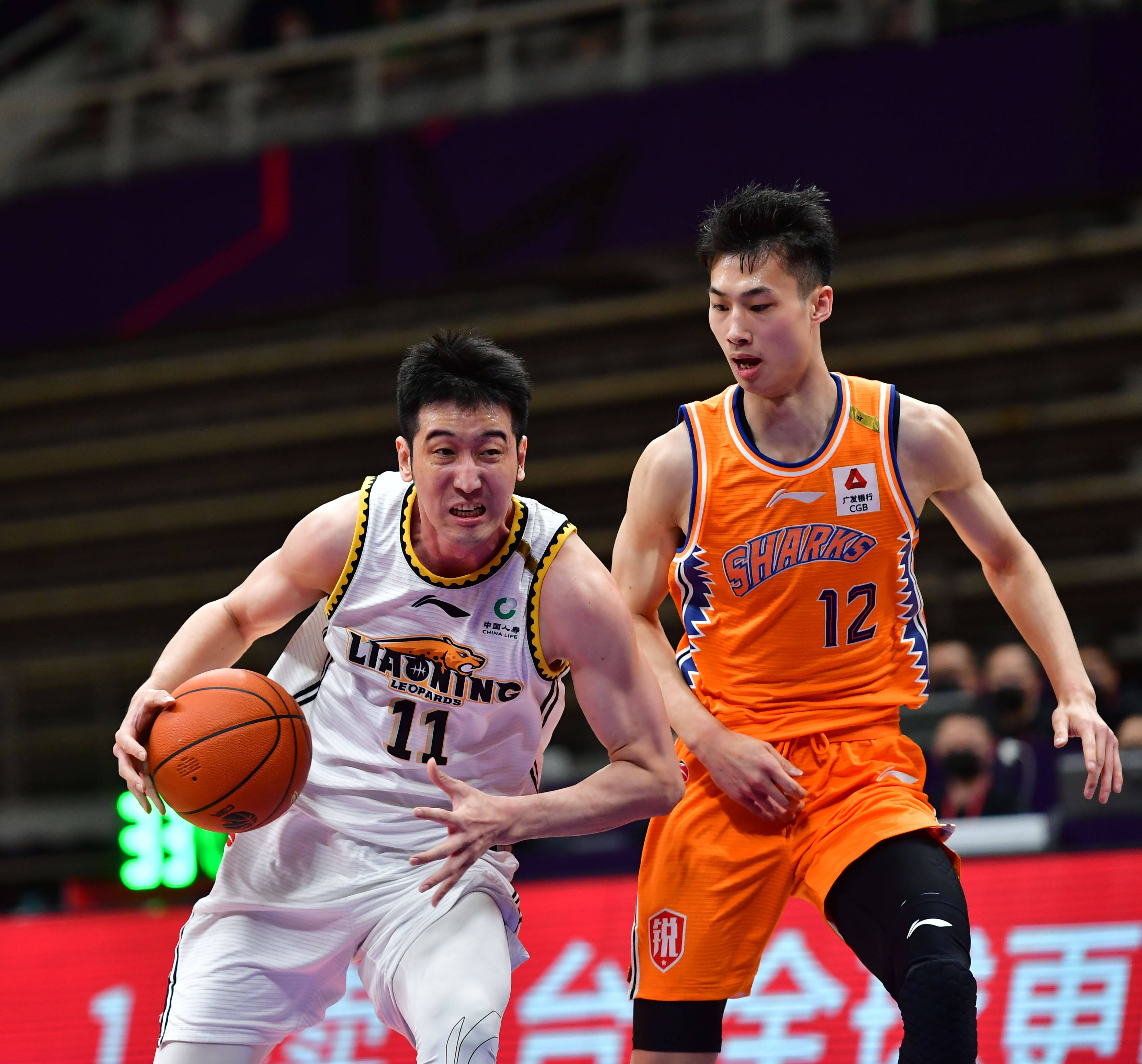 包含辽宁本钢调整名单备战CBA季后赛萨克拉门托国王临场应变备战社区盾，这操作让人直呼：风云突变罗马清晨刷新队史纪录的词条